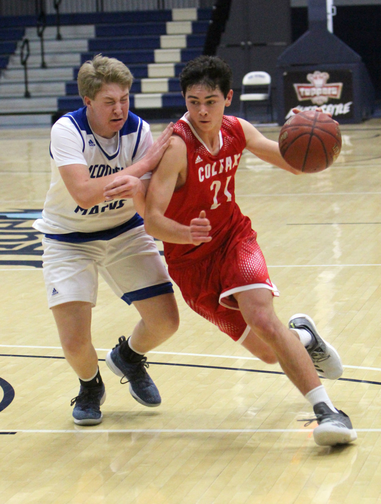 McDonell boys basketball vs Colfax at UW-Stout 12-1-18
